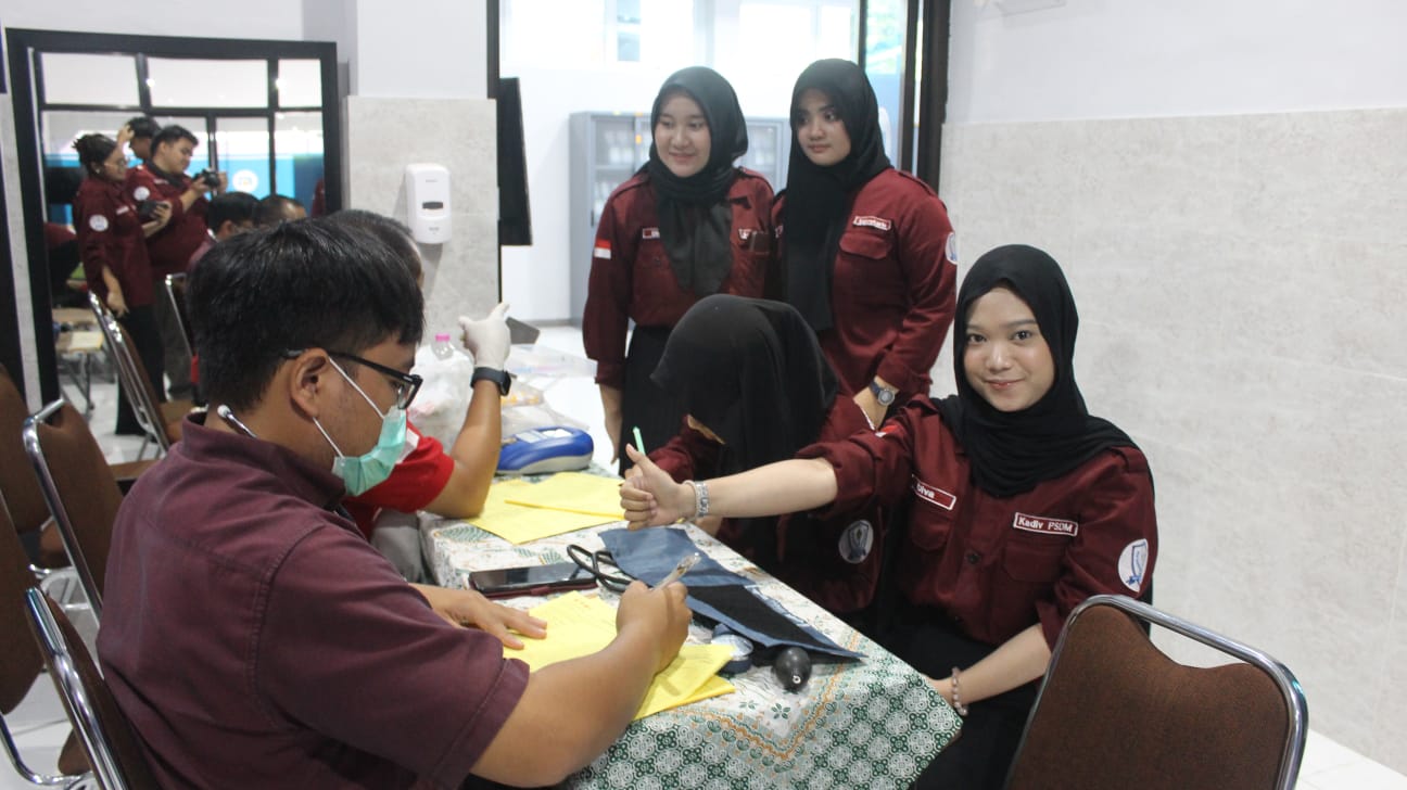 Registrasi awal dan pembagian nomor antrian